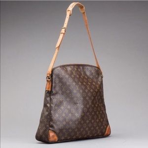 Louis Vuitton - Rare Sac Ballade Promenade Zip Hobo Bag XL